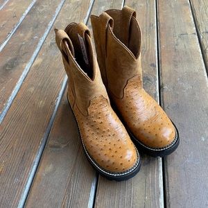 Brown Ariat women boots size 8